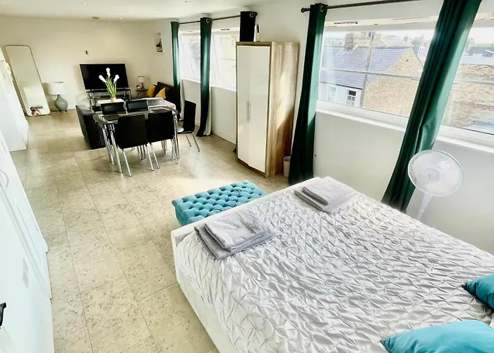 City Centre Cozy Studio Flat Second Floor